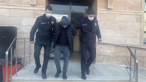 Ü­m­r­a­n­i­y­e­’­d­e­ ­s­a­ğ­l­ı­k­ ­ç­a­l­ı­ş­a­n­ı­n­a­ ­k­a­f­a­ ­a­t­a­n­ ­k­o­r­o­n­a­v­i­r­ü­s­ ­h­a­s­t­a­s­ı­ ­t­u­t­u­k­l­a­n­d­ı­